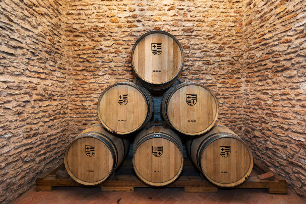 Sala de barricas Bodegas Muñoz